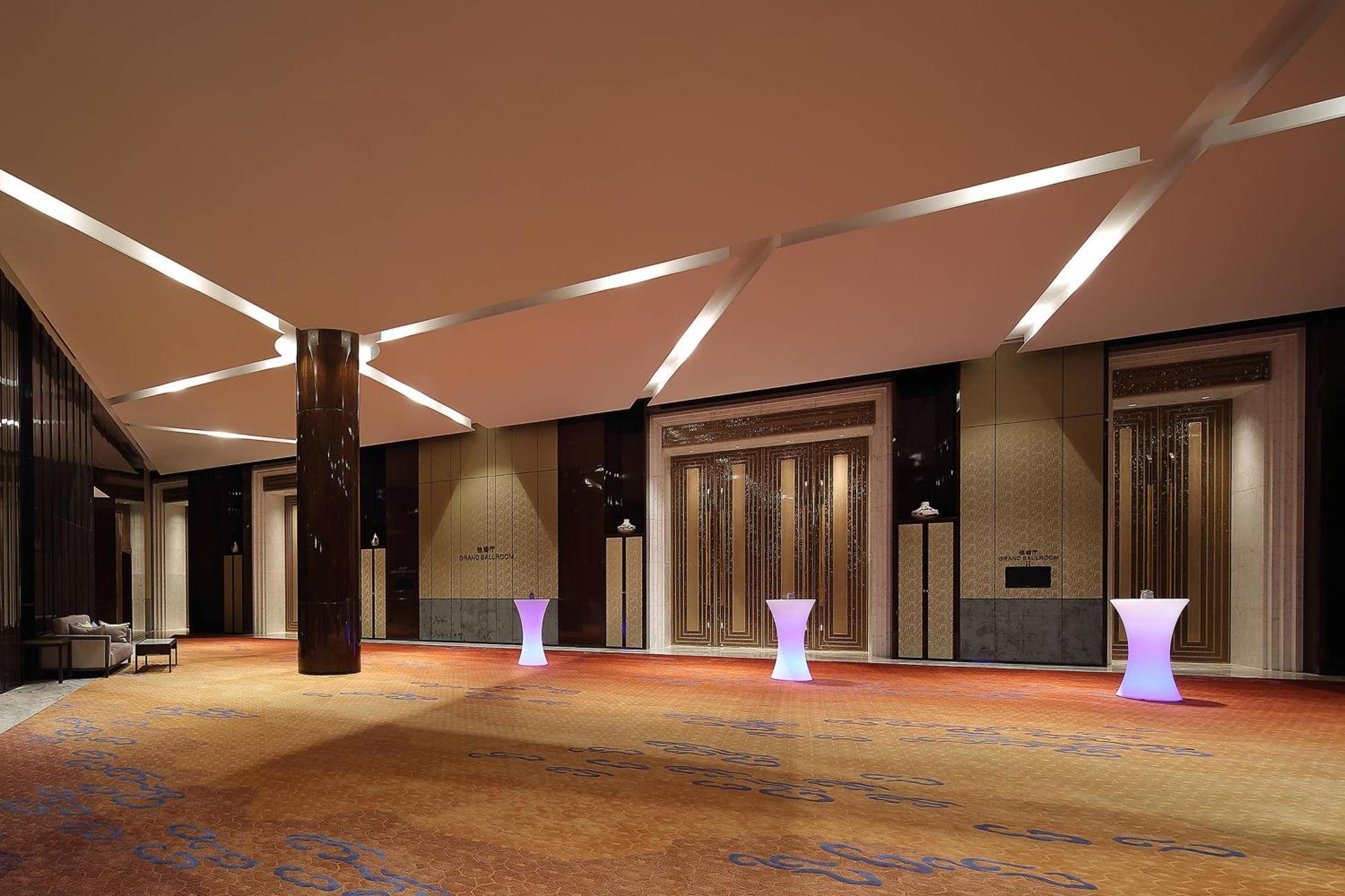Sheraton Grand Hangzhou Binjiang Hotel מראה חיצוני תמונה